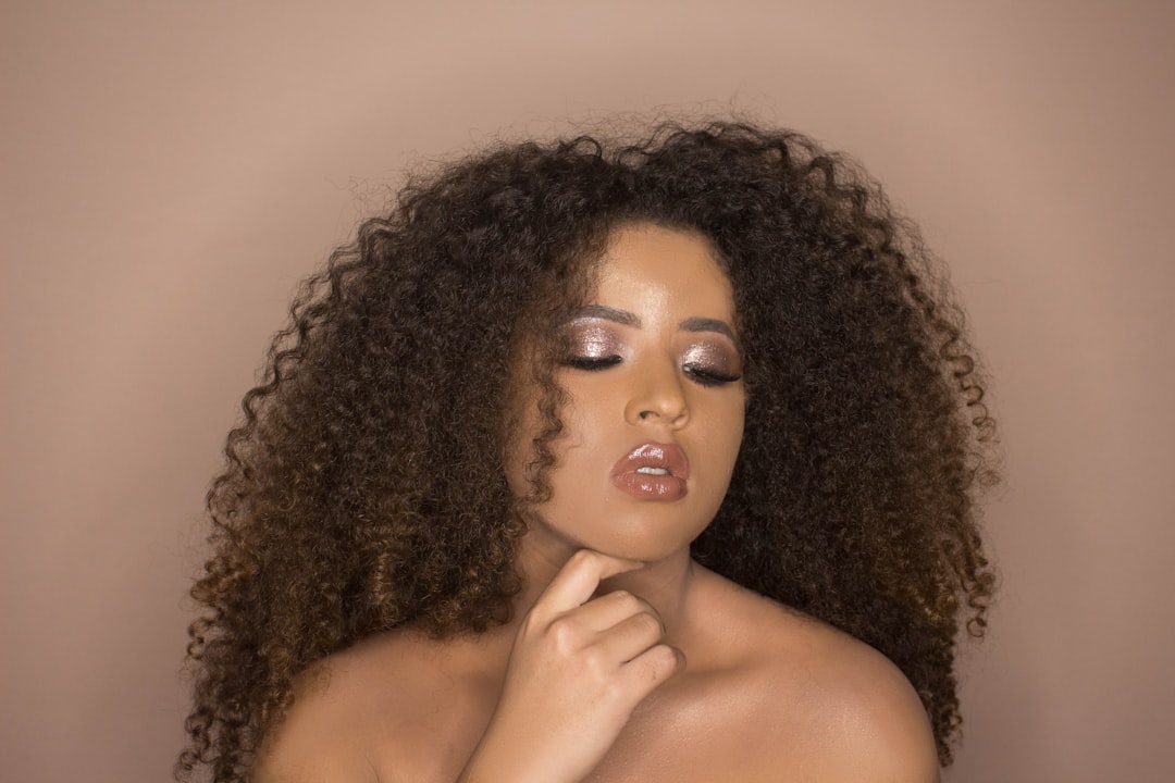 Essential tools for contouring and highlighting